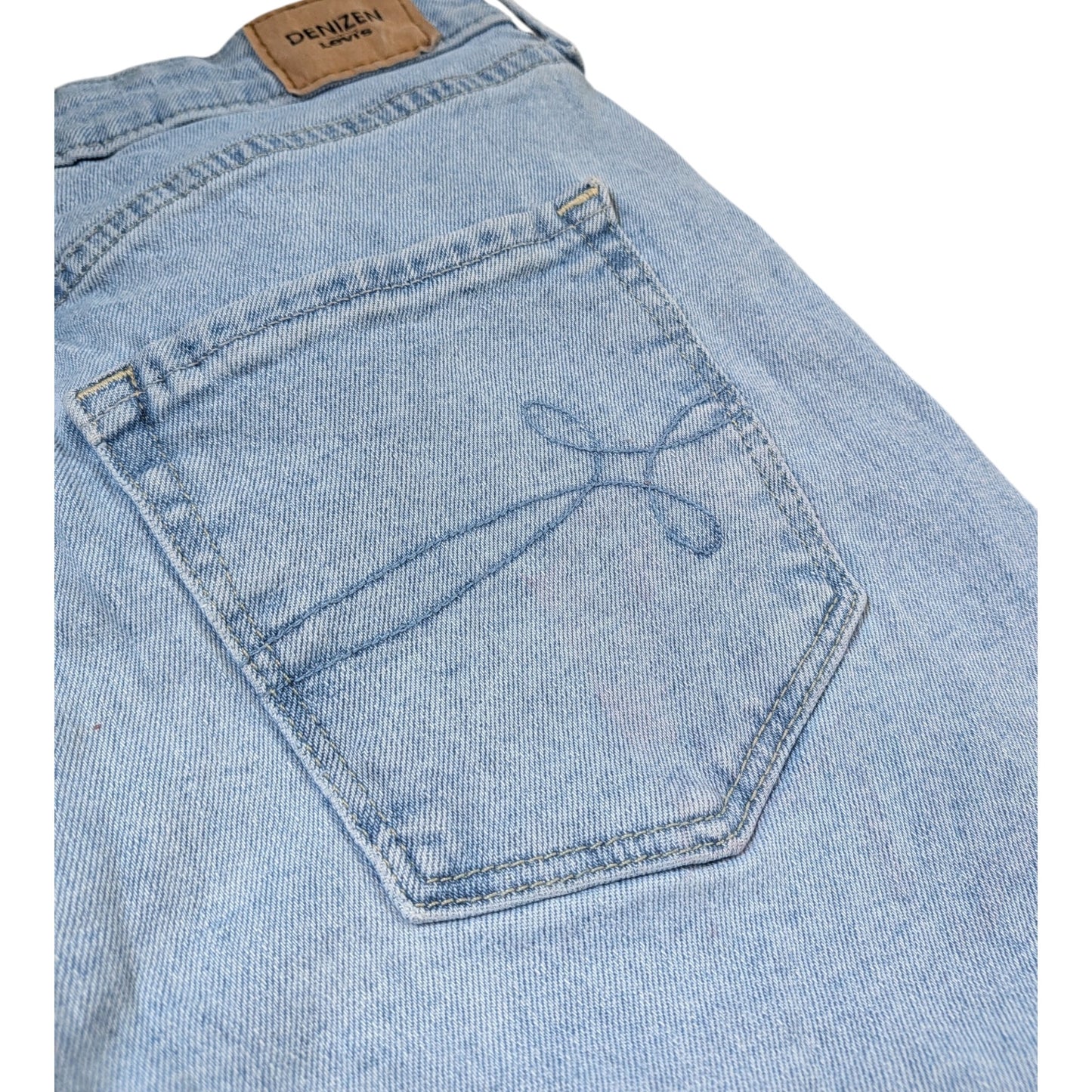 Denizen by Levi’s Mid Rise Denim Shorts hellblau – W27/28 | DE 34/36 (XS/S)
