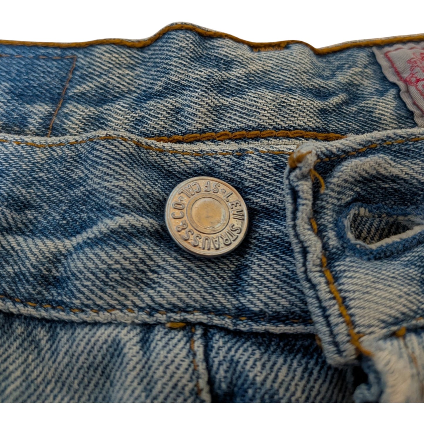 Vintage Levi’s 501 Jeans Shorts W30/DE38 Light Wash Button Fly Made in Hungary