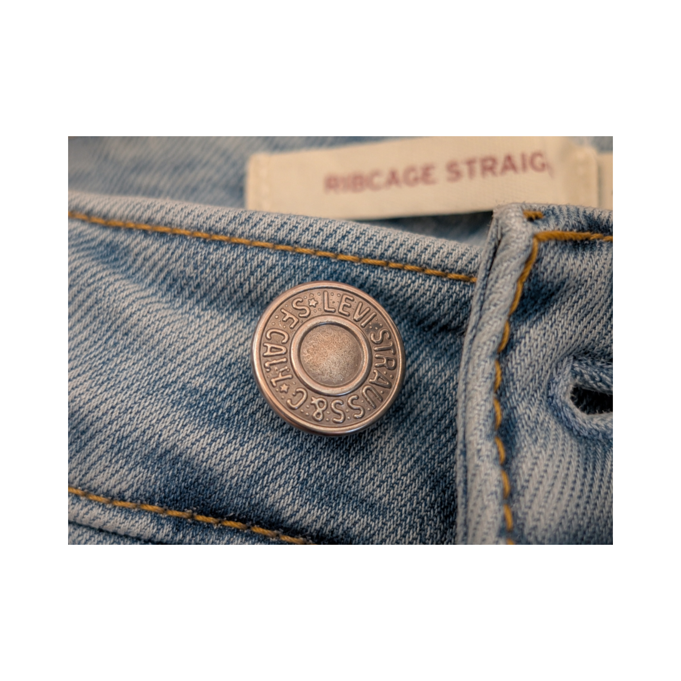 Levi’s Ribcage Straight Denim Shorts W28 Hellblau High Waist Damen